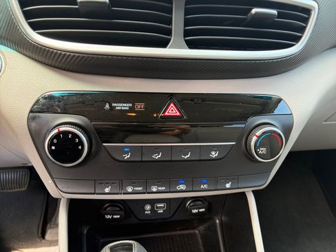 Used 2019 Hyundai Tucson Value AWD/4WD image 29