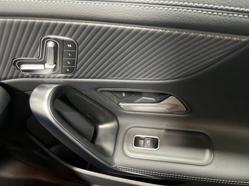 Used 2025 Mercedes-Benz CLA 250 4MATIC image 27