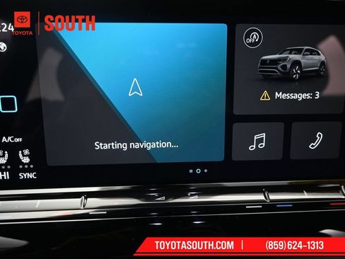 Used 2024 Volkswagen Atlas Cross Sport SE FWD image 28