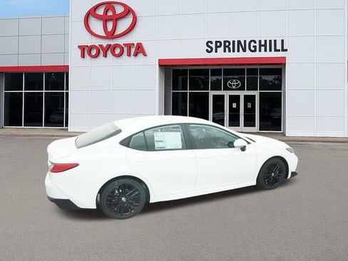 New 2026 Toyota Camry SE image 10