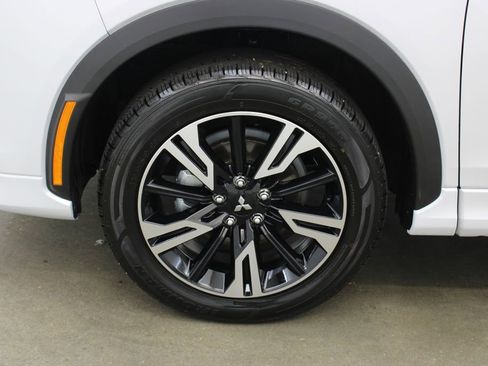 Used 2025 Mitsubishi Eclipse Cross SEL AWD/4WD image 27