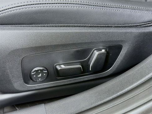New 2026 BMW 430i xDrive w/ M Sport Package AWD/4WD image 17