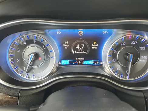 Used 2019 Chrysler 300 Limited image 30