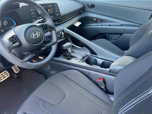 New 2026 Hyundai Elantra SEL Sport Premium FWD image 9