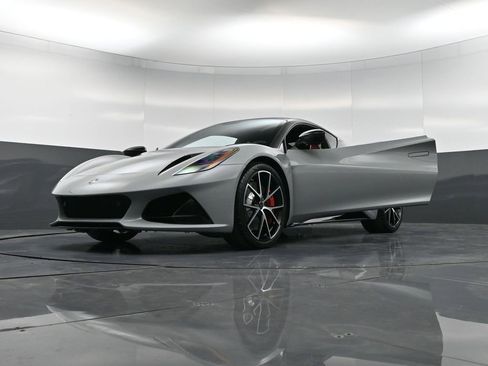 New 2025 Lotus Emira image 36