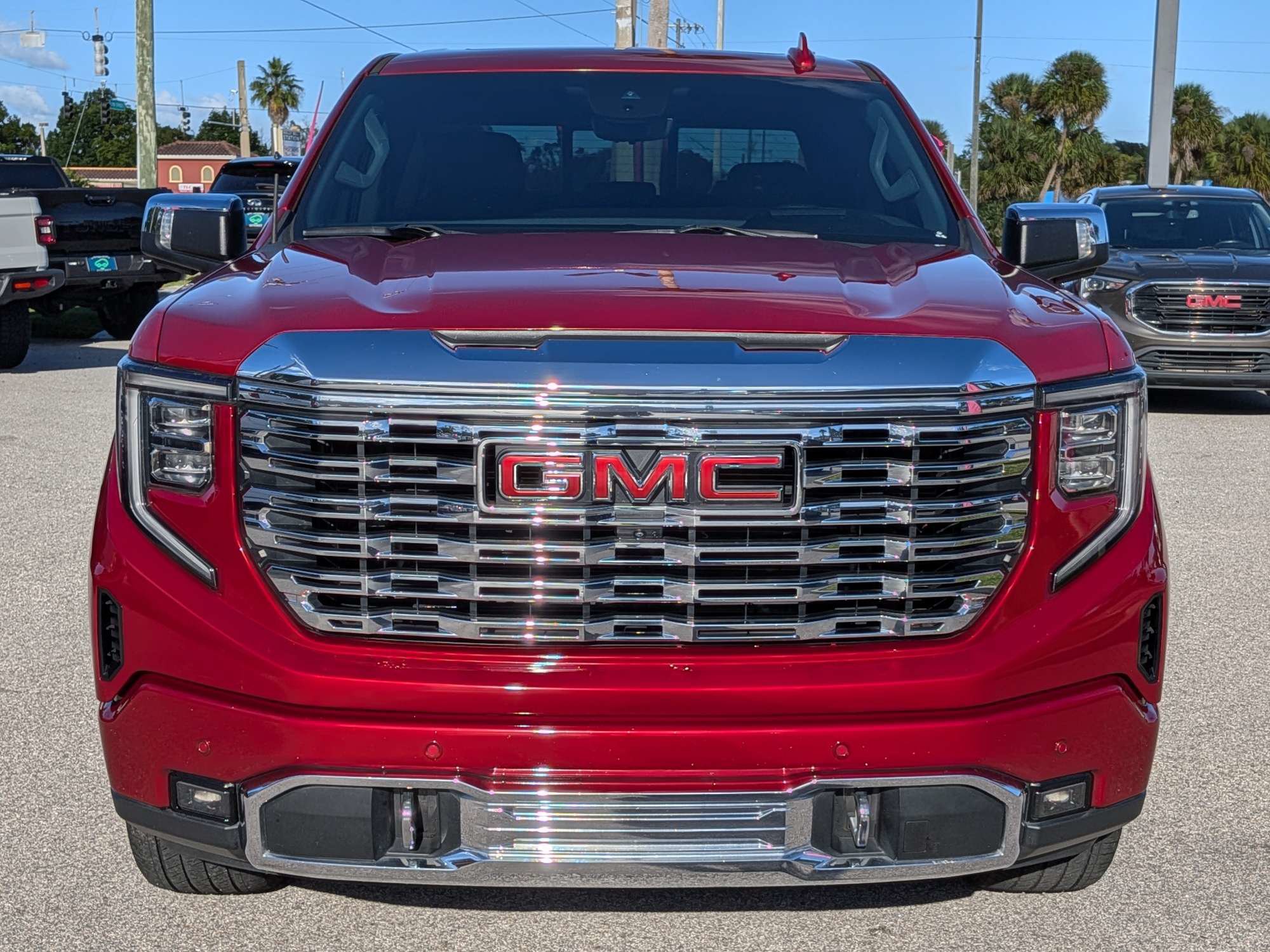 Used 2024 GMC Sierra 1500 Denali w/ Denali Reserve Package AWD/4WD image 9