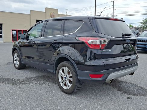 Used 2017 Ford Escape SE AWD/4WD image 5