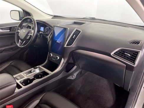 Used 2024 Ford Edge SEL image 27