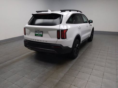 Used 2022 Kia Sorento S AWD/4WD image 9
