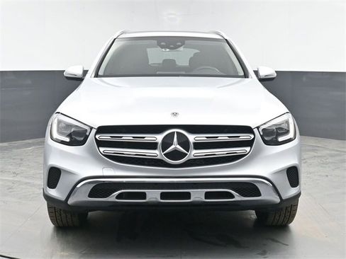 Used 2020 Mercedes-Benz GLC 300 4MATIC image 3
