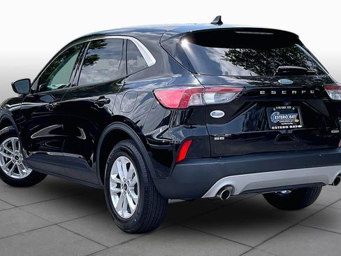 Used 2021 Ford Escape SE FWD image 12