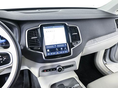 Certified 2024 Volvo XC90 T8 Plus w/ Protection Package Premier AWD/4WD image 15