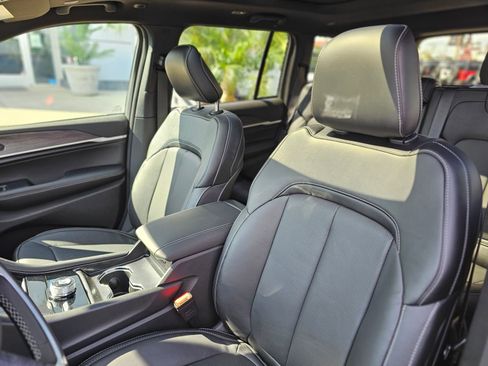 New 2026 Jeep Grand Cherokee Limited Reserve image 22