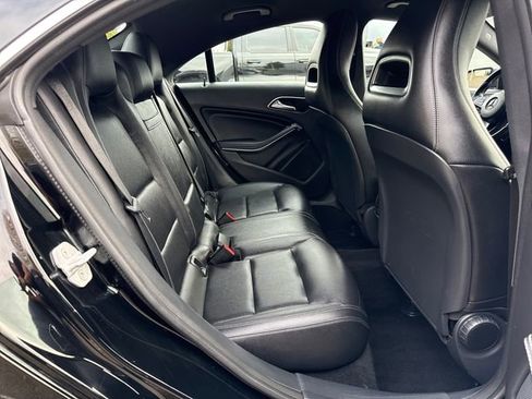 Used 2016 Mercedes-Benz CLA 250 4MATIC image 12