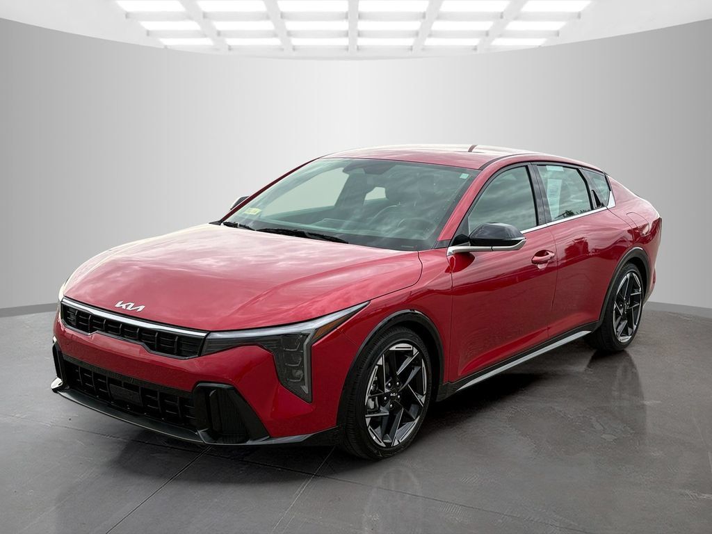 Used 2025 Kia K4 GT-Line FWD image 3
