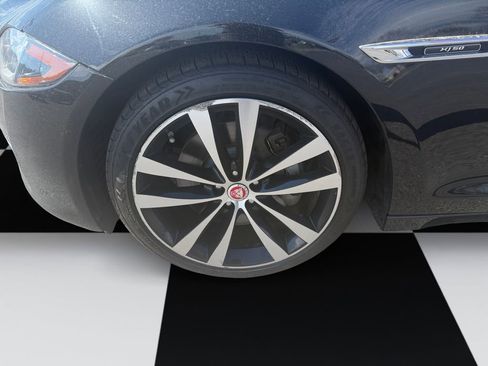 Used 2019 Jaguar XJ L Portfolio image 14