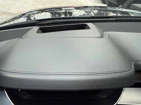 Used 2019 Audi A8 L 3.0T w/ Luxury Package image 28