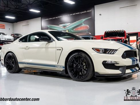 Used 2020 Ford Mustang Shelby GT350 w/ Technology Package RWD image 10