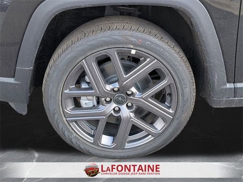 New 2026 Jeep Compass Limited image 31