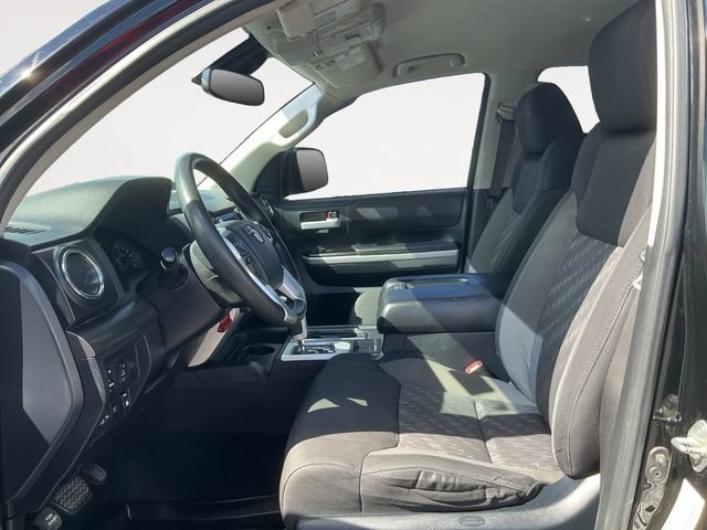 Used 2018 Toyota Tundra SR5 w/ TRD Off Road Package AWD/4WD image 9