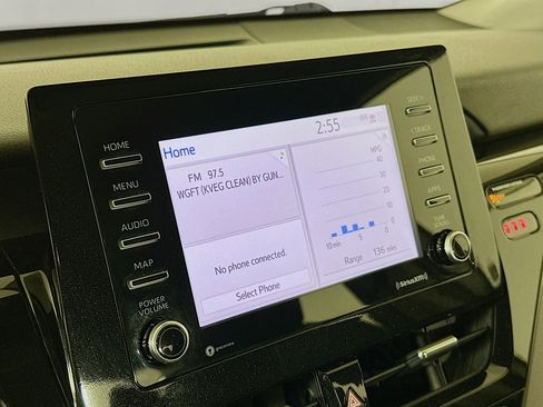 Used 2024 Toyota Camry LE image 19