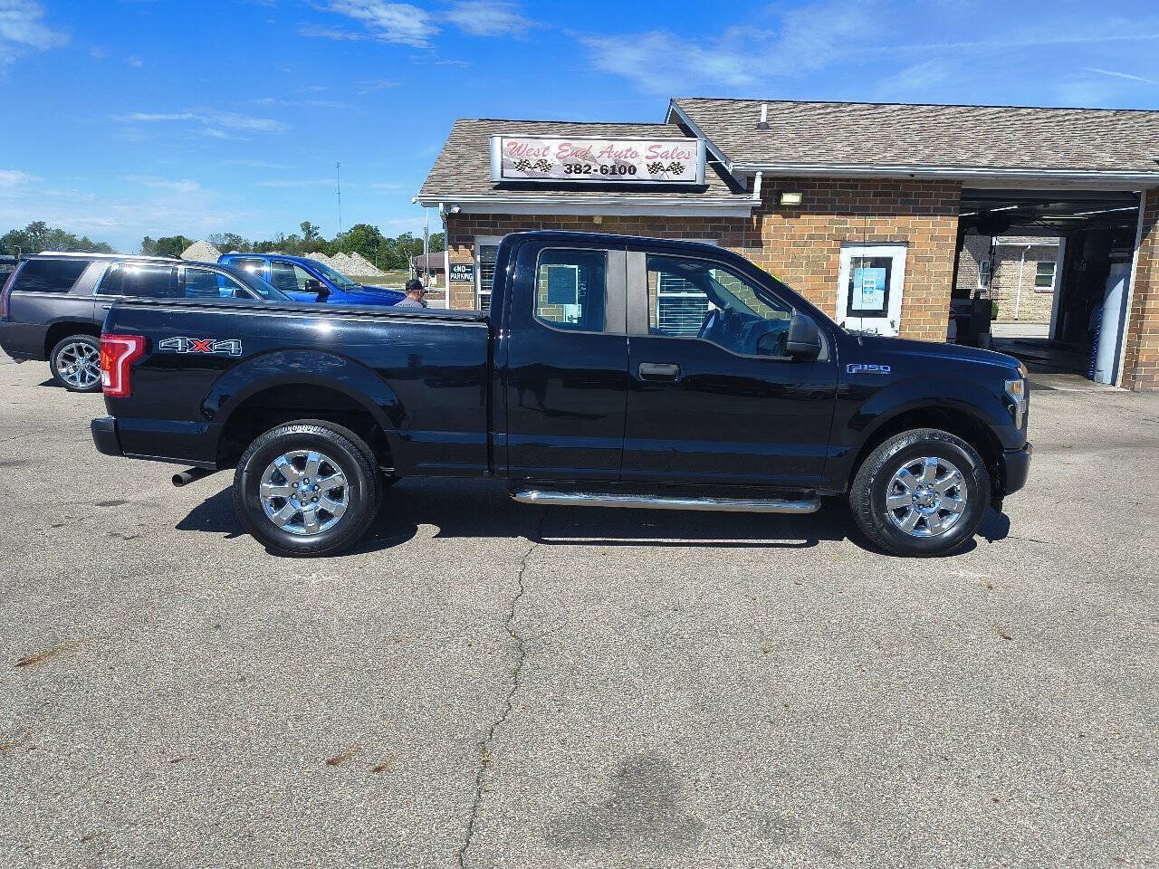 Used 2017 Ford F150 XL w/ Equipment Group 101A Mid AWD/4WD image 2
