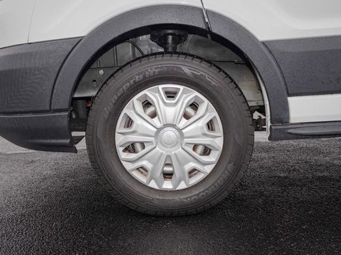 Used 2017 Ford Transit 250 148 Medium Roof image 7