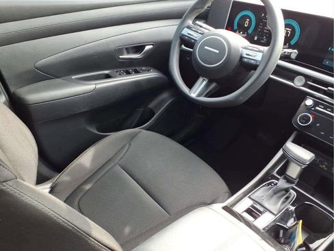 Used 2025 Hyundai Tucson SEL FWD image 10