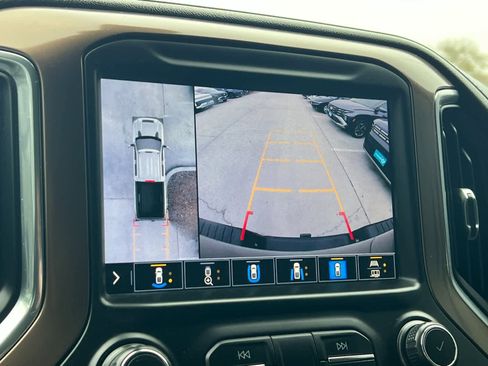 Used 2020 Chevrolet Silverado 2500 High Country w/ Z71 Off-Road Package image 19