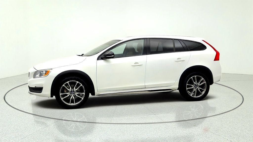 Used 2015 Volvo V60 T5 Cross Country w/ Convenience Package AWD/4WD image 8