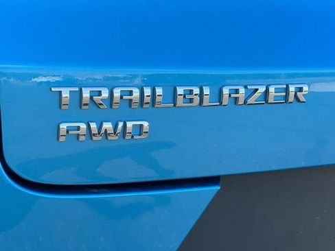 New 2026 Chevrolet TrailBlazer LT w/ Convenience Package AWD/4WD image 7