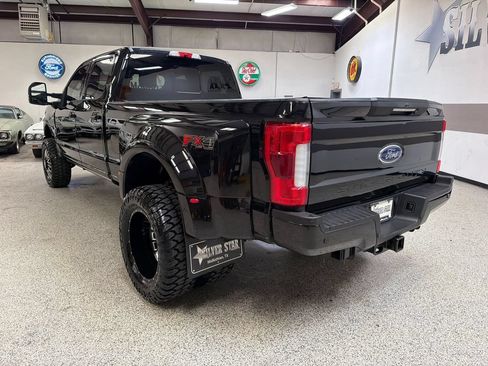Used 2019 Ford F350 Lariat w/ Lariat Ultimate Package AWD/4WD image 5
