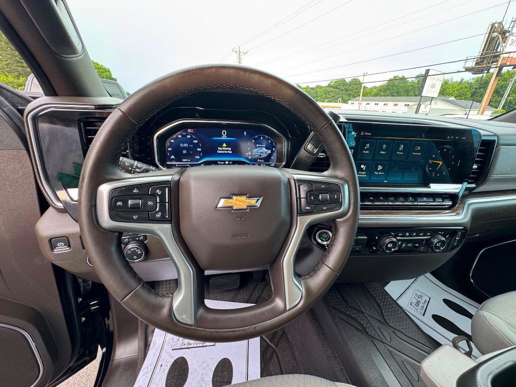 Used 2024 Chevrolet Silverado 1500 LT w/ Max Trailering Package AWD/4WD image 15