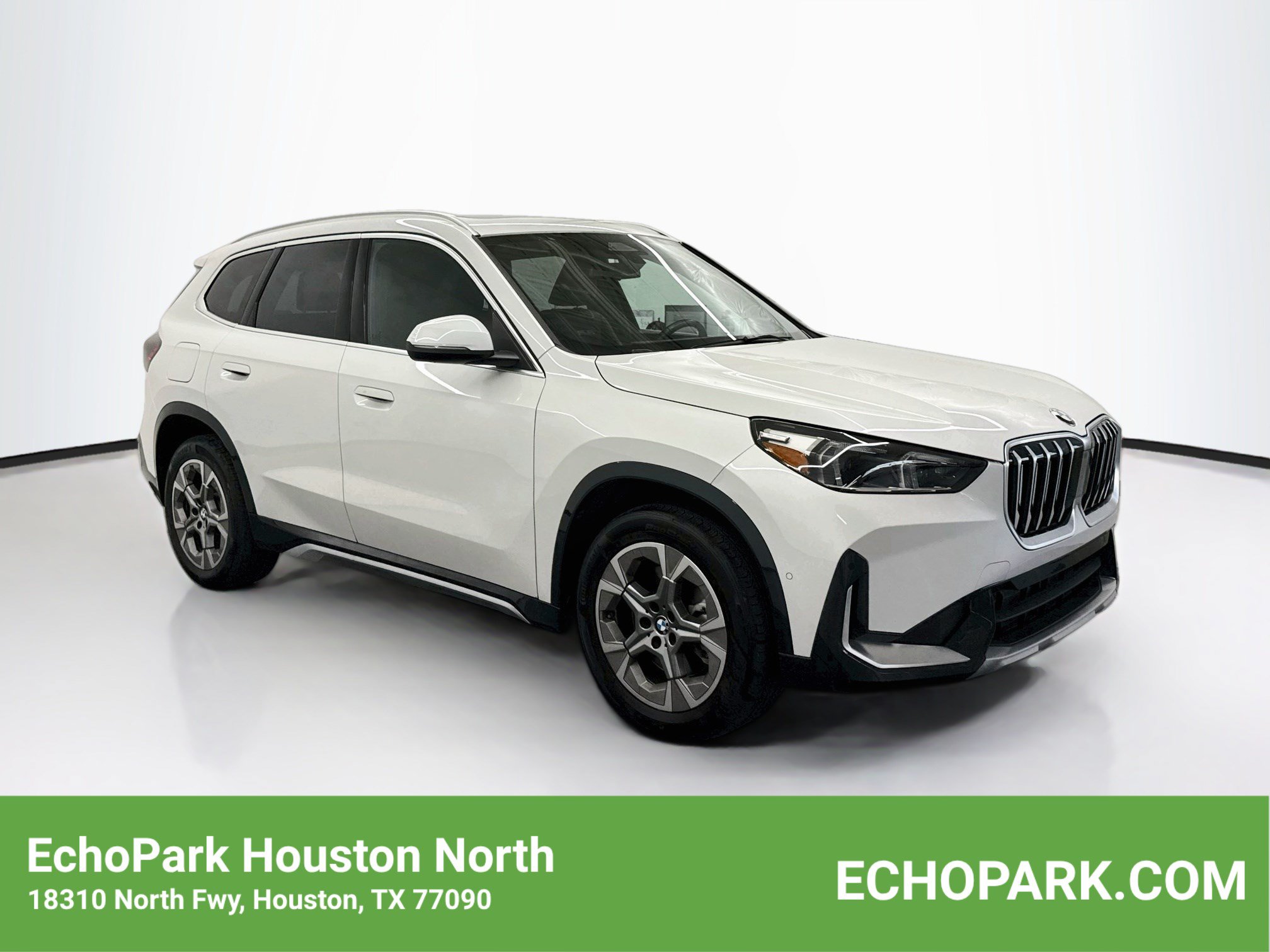 Used 2026 BMW X1 xDrive28i AWD/4WD image 1