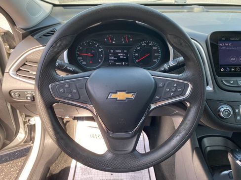 Used 2020 Chevrolet Malibu LS FWD image 13