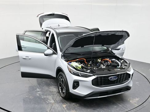 New 2026 Ford Escape Platinum w/ Premium Technology Package image 52