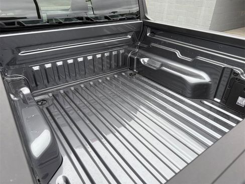 New 2025 Ford Maverick XLT w/ XLT Luxury Package image 18