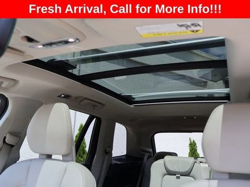 Used 2020 Volvo XC90 T6 Momentum AWD/4WD image 46