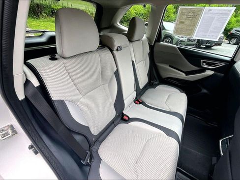 Certified 2022 Subaru Forester Premium AWD/4WD image 16