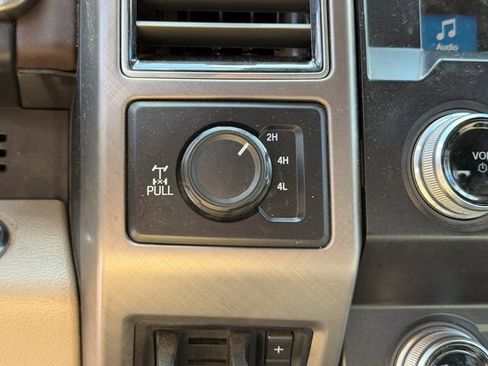 Used 2019 Ford F250 Limited AWD/4WD image 15