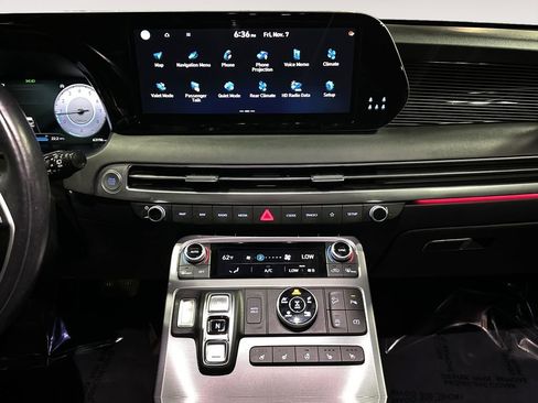 Used 2024 Hyundai Palisade Calligraphy image 11