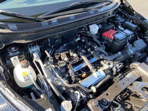 New 2025 Nissan Kicks Play S image 30