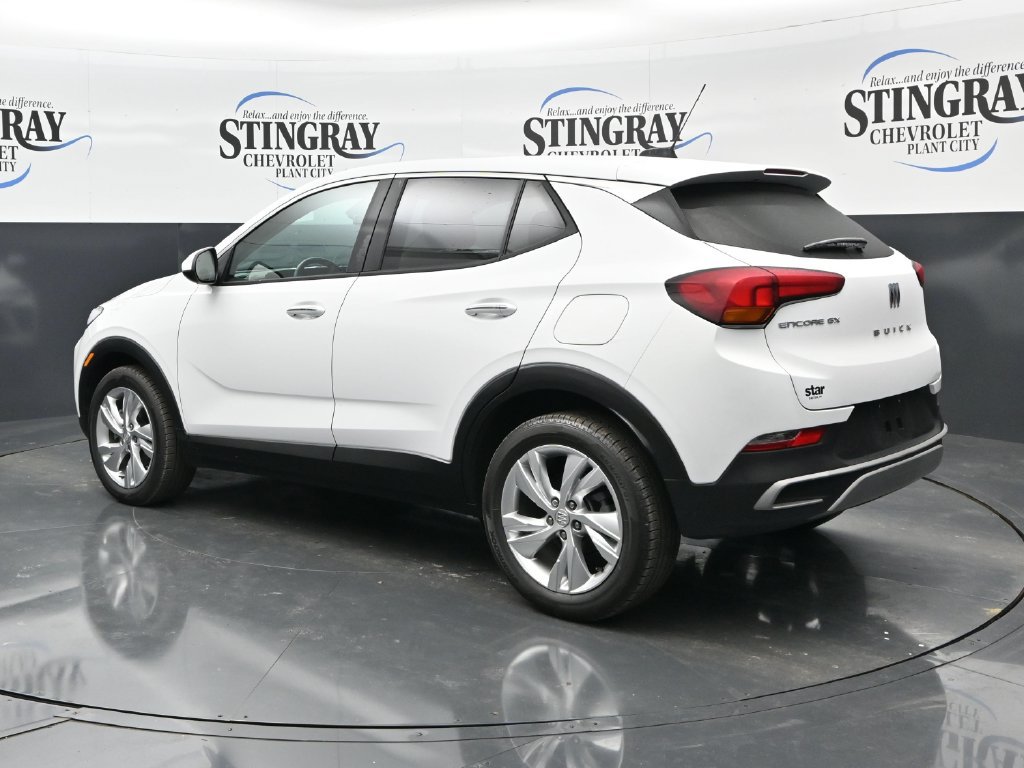 Used 2024 Buick Encore GX Preferred w/ Comfort Package FWD image 5