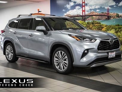 Used 2022 Toyota Highlander Platinum