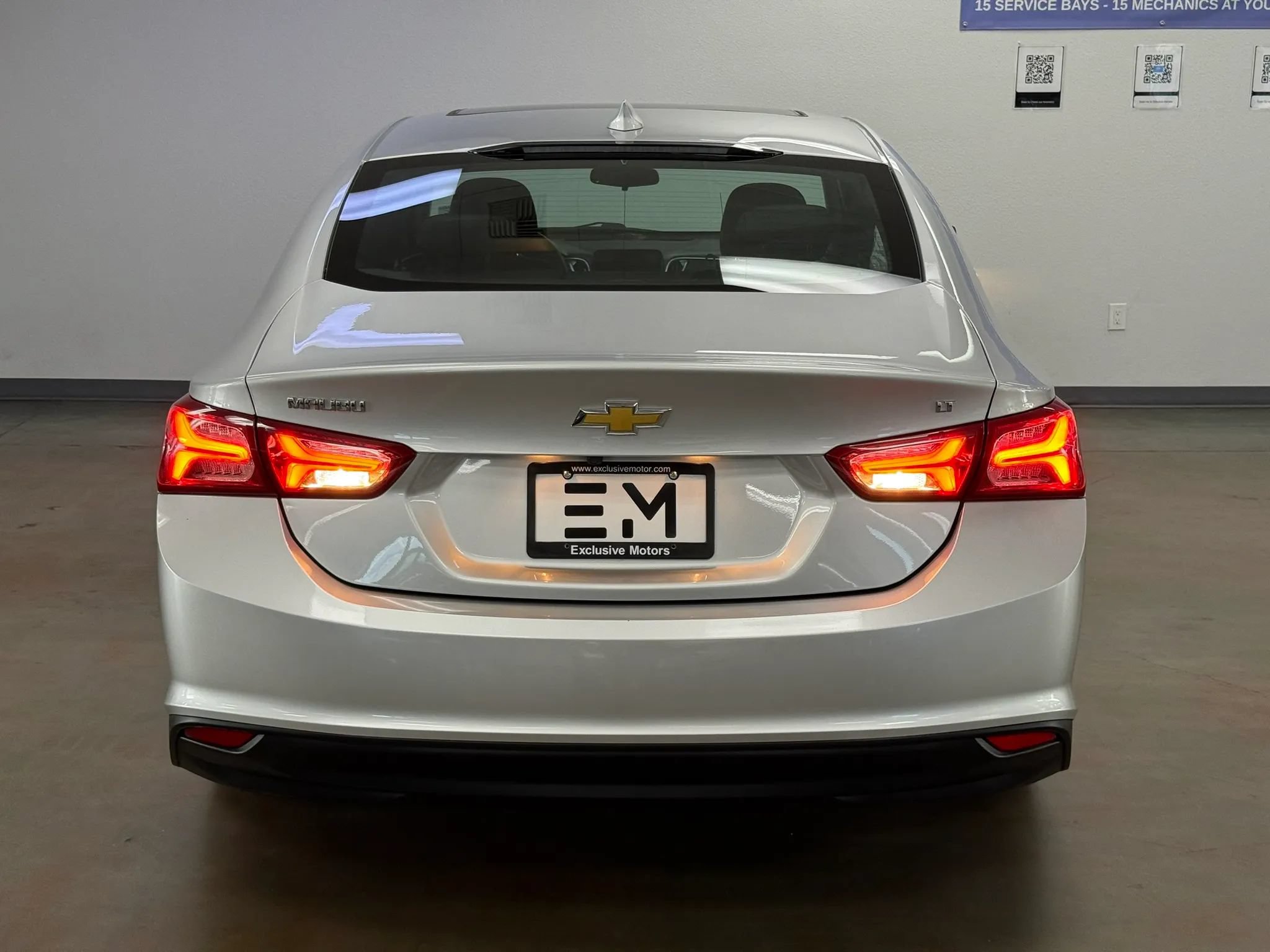 Used 2022 Chevrolet Malibu LT FWD image 6