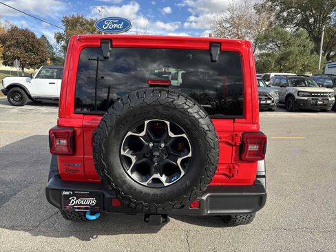 Used 2022 Jeep Wrangler Unlimited Rubicon 4xe w/ Cold Weather Group image 7