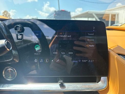 Used 2020 Chevrolet Corvette Stingray Premium Cpe w/ 3LT Preferred Equipment Group RWD image 11