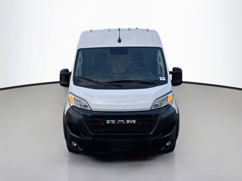 Used 2025 RAM ProMaster 2500 w/ Convenience Group FWD image 2