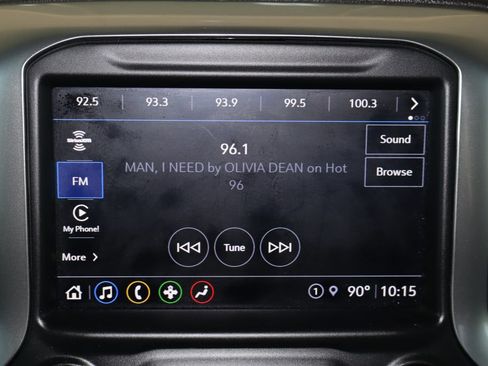 Used 2022 Chevrolet Silverado 1500 RST w/ Redline Edition AWD/4WD image 25