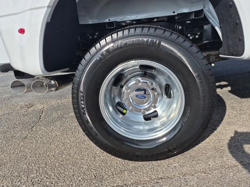 New 2026 Ford F350 XLT w/ XLT Premium Package image 12